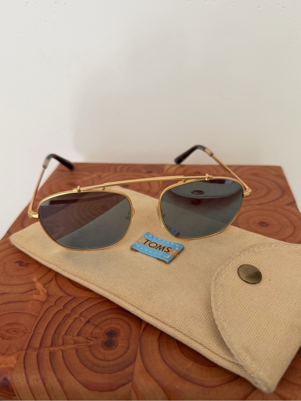 Toms Gold Metal Aviator Sunglasses with Reflective Blue Lenses